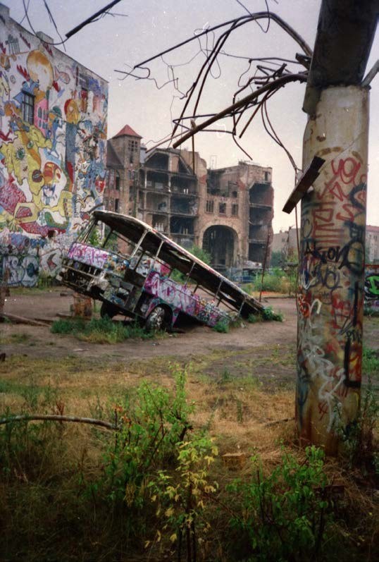 Kunsthaus Tacheles – Fotografie aus dem Katalog, Seite 114