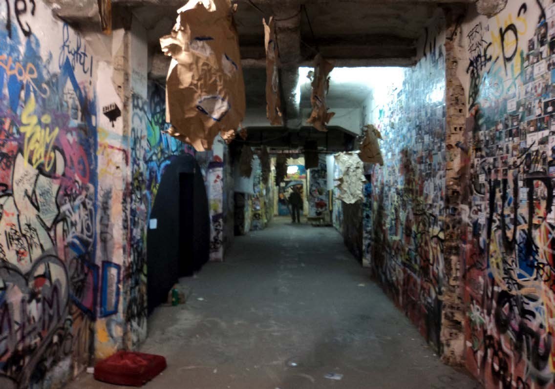 Kunsthaus Tacheles – Fotografie aus dem Katalog, Seite 154